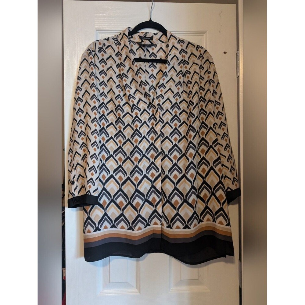 Investments Caroline Geometric Print V-Neck Blouse Size 1X NWOT